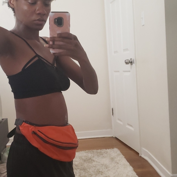 Sold!Rare Industrial style fanny pack - Picture 5 of 7